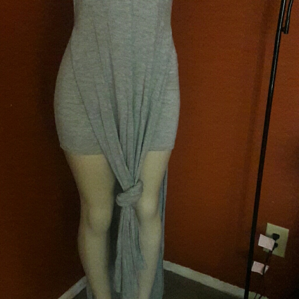 Dress - Picture 6 of 6